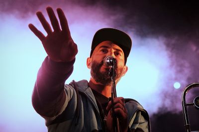 photo_captain_sparks_&_royal_company